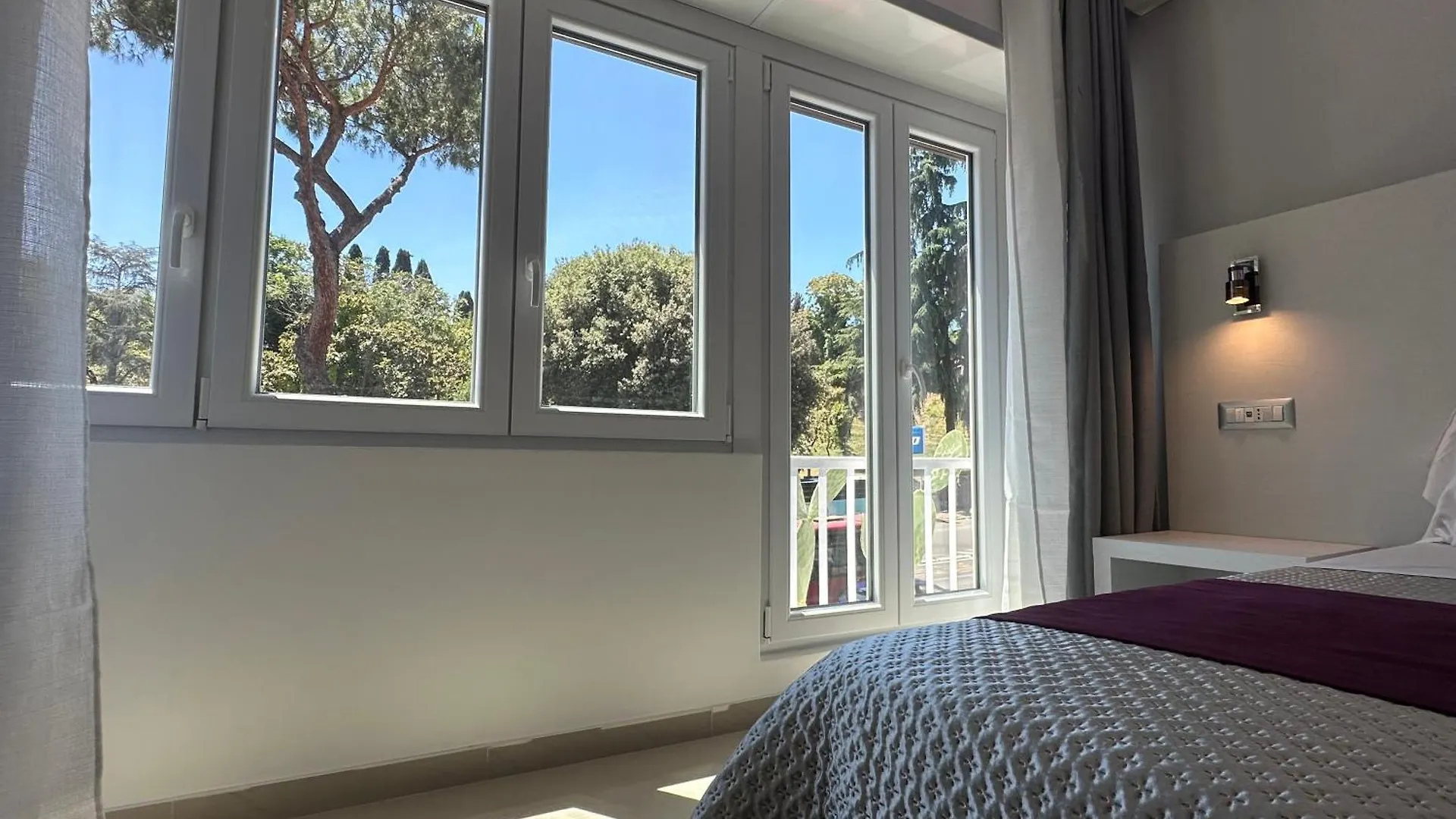 St.Peter'S Moon Bed & Breakfast Rome Italy